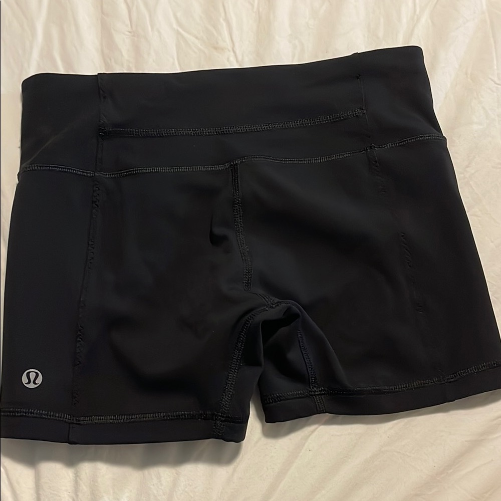 lululemon athletica Black Bike Shorts with Compression Fit size 6